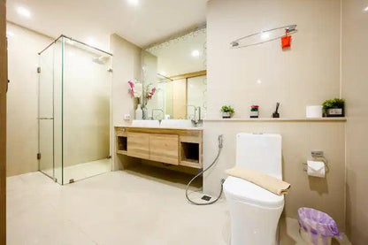 Luxusní rodinný apartmán s bazénem, fitness a výhledem na moře 900 metrů od pláže 2x 🛏️ 2x 🚿 (R2V) - thaiway.travel